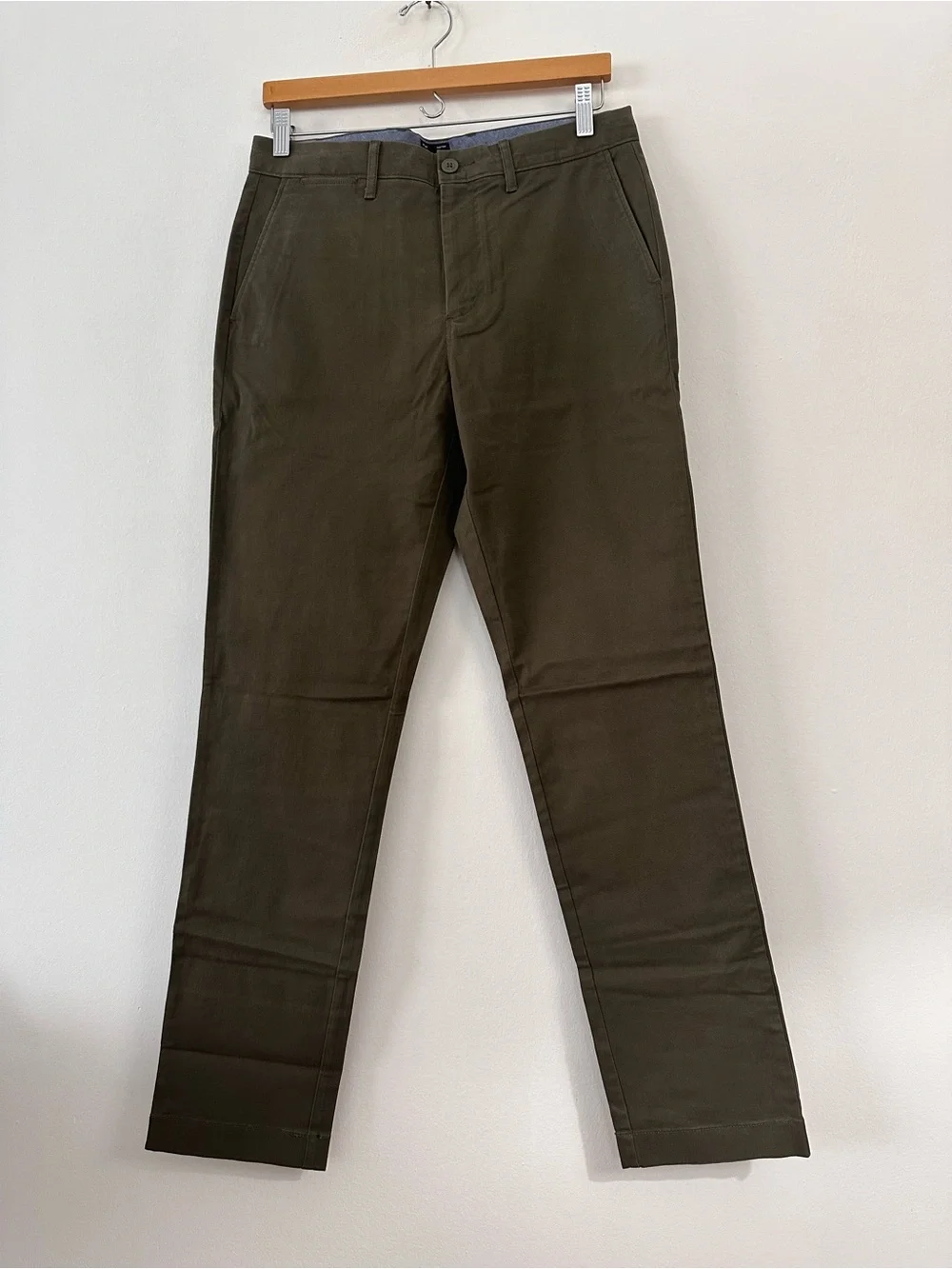 NWT J. Crew Men’s 770™ Straight-fit stretch chino pant in Catskill Green 30/32